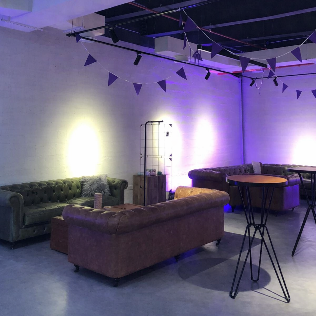 Vintage Chesterfield Three Seater Sofa GreenVintage Chesterfield Three Seater Sofa Green