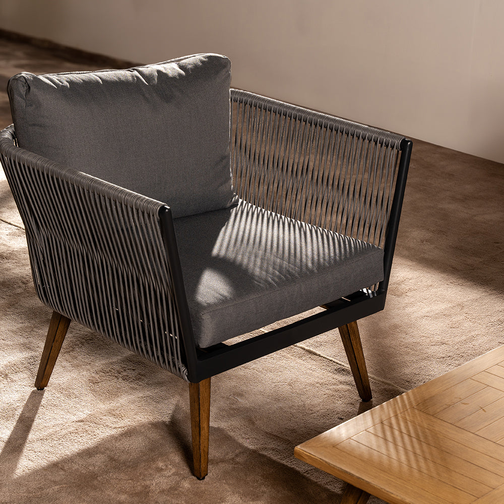 Mathilda Single Seater